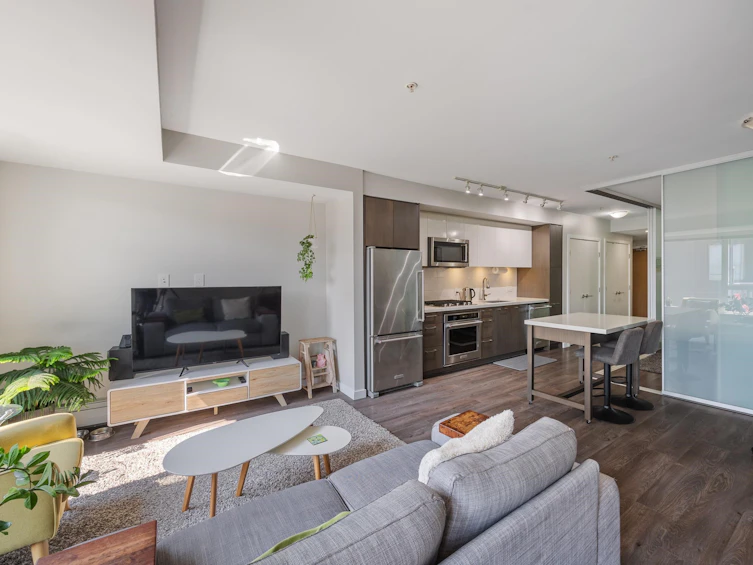 619-384 E 1st Avenue, Vancouver, BC, V5T 0G5 - 2