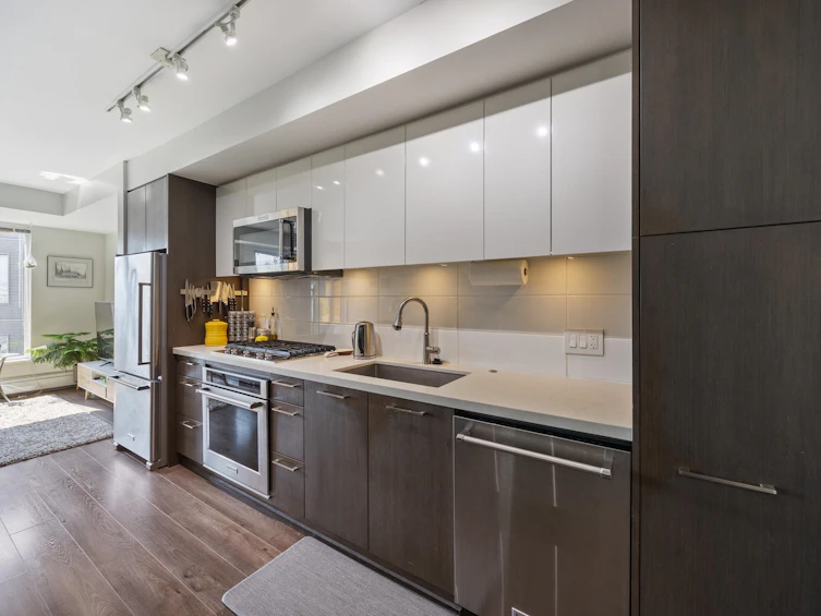 619-384 E 1st Avenue, Vancouver, BC, V5T 0G5 - 8