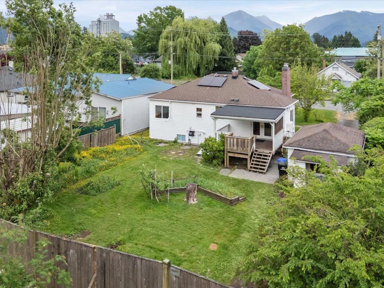 46057 Fourth Avenue, Chilliwack, BC, V2P 1N2 - 35