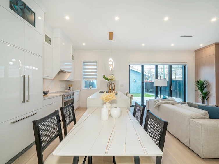 748 E 47th Avenue, Vancouver, BC, V5W 3C4 - 12