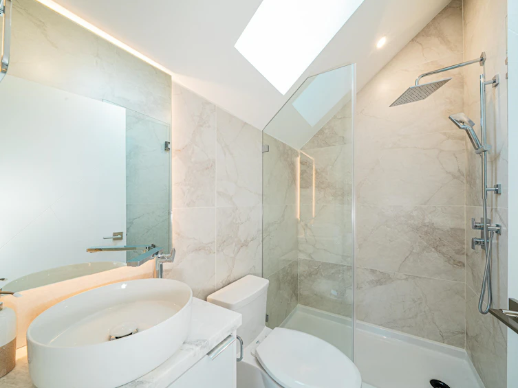 748 E 47th Avenue, Vancouver, BC, V5W 3C4 - 26