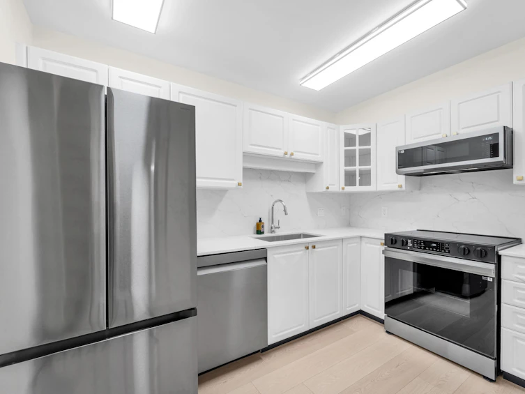 107-8100 Jones Road, Richmond, BC, V6Y 4B1 - 4