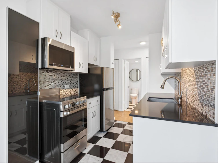 804-1330 Harwood Street, Vancouver, BC, V6E 1S8 - 14