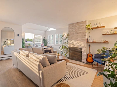 2558 W 4th Avenue - 2