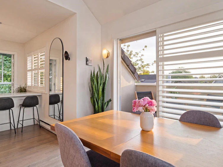 2558 W 4th Avenue, Vancouver, BC, V6K 1P6 - 7