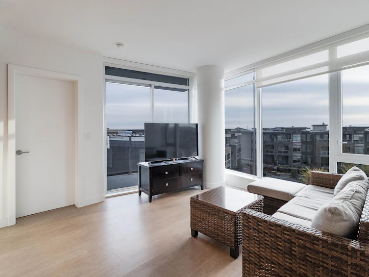 403-7769 Park Crescent, Burnaby, BC, V3N 0J7 - 4