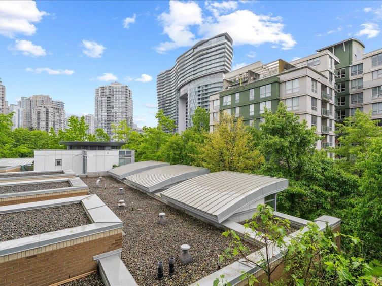 502-1033 Marinaside Crescent, Vancouver, BC, V6Z 3A3 - 17