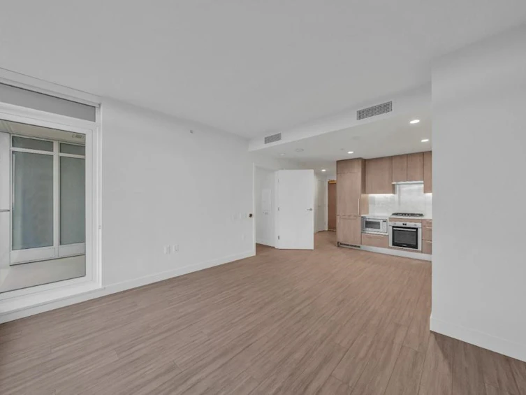 2302-6398 Silver Avenue, Burnaby, BC, V5H 0K7 - 11