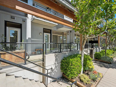 1-6233 London Road - 2