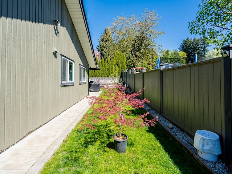 33097 14th Avenue, Mission, BC, V2V 2P4 - 34
