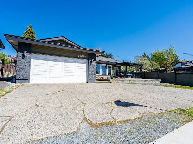33097 14th Avenue, Mission, BC, V2V 2P4 - 2
