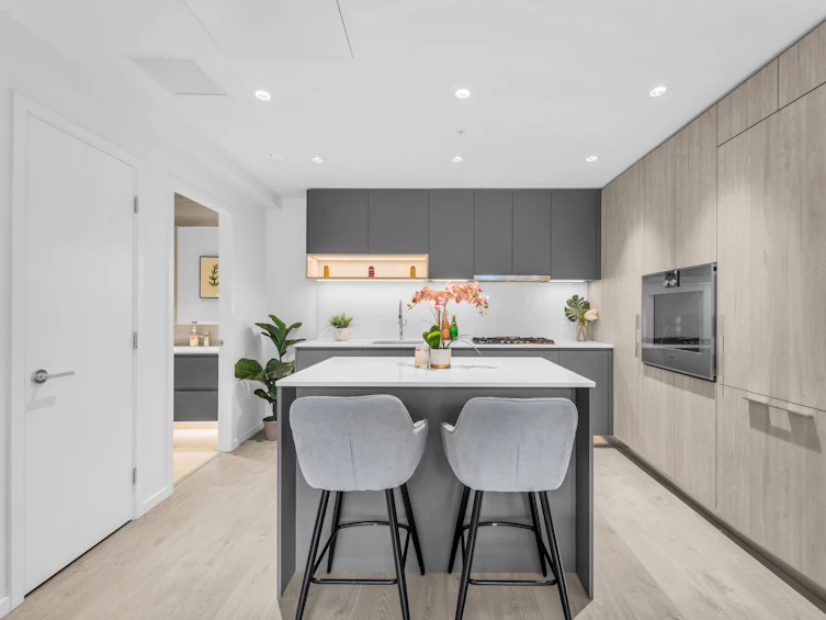 TH2-6788 Minoru Boulevard, Richmond, BC, V6Y 0M6 - 9