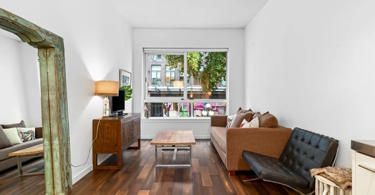 206-36 Water Street, Vancouver, BC, V6B 0B7