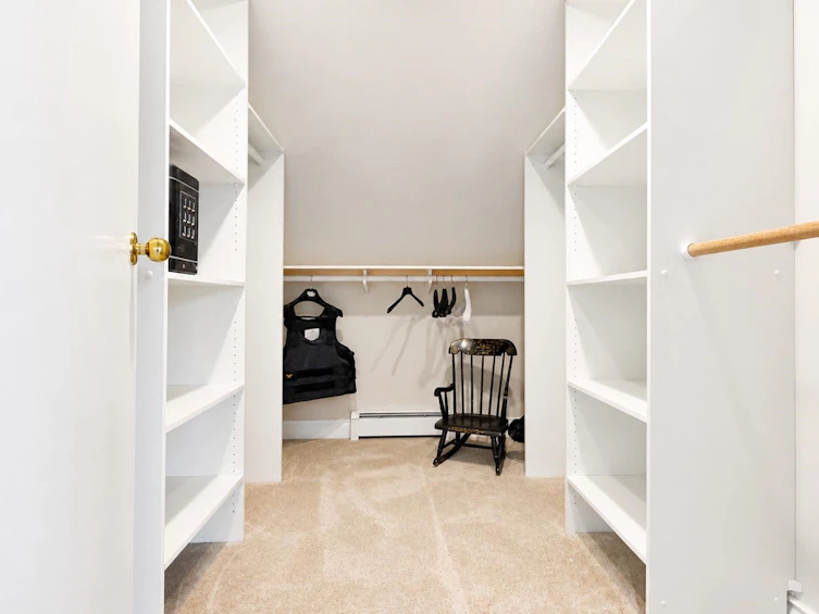 8418 Gillnet Place, Vancouver, BC, V6P 6P6 - 29