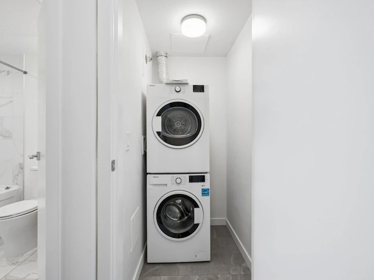 704-13350 Central Avenue, Surrey, BC, V3T 0S1 - 16