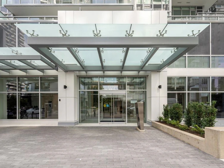704-13350 Central Avenue, Surrey, BC, V3T 0S1 - 20