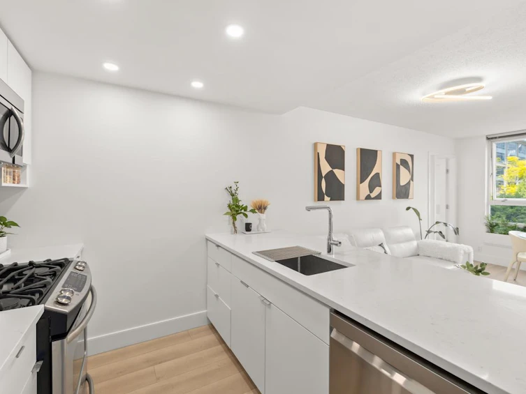 607-939 Expo Boulevard, Vancouver, BC, V6Z 3G7 - 8