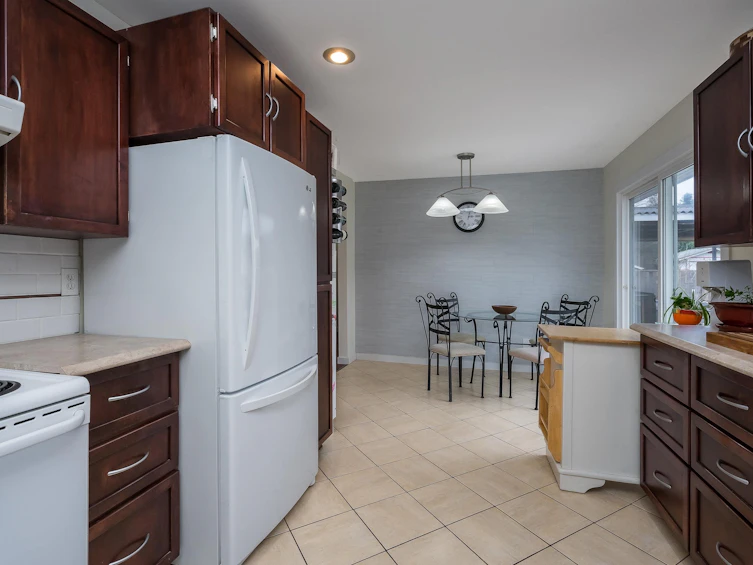 27056 28a Avenue, Langley, BC, V4W 3A4 - 8