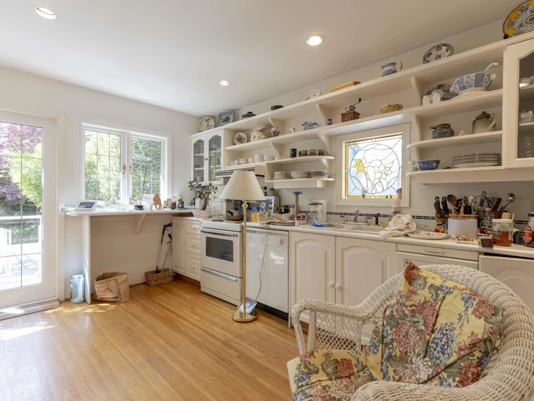 4518 W 12th Avenue, Vancouver, BC, V6R 2R5 - 9
