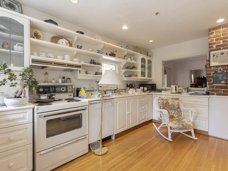 4518 W 12th Avenue, Vancouver, BC, V6R 2R5 - 10
