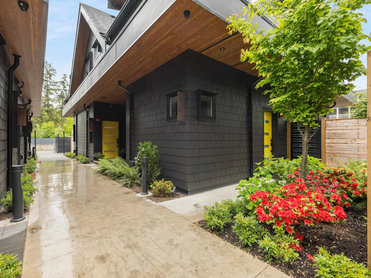 5-371 E 33rd Avenue, Vancouver, BC, V5V 2Z8 - 33