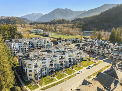 202-5384 Tyee Lane - 2