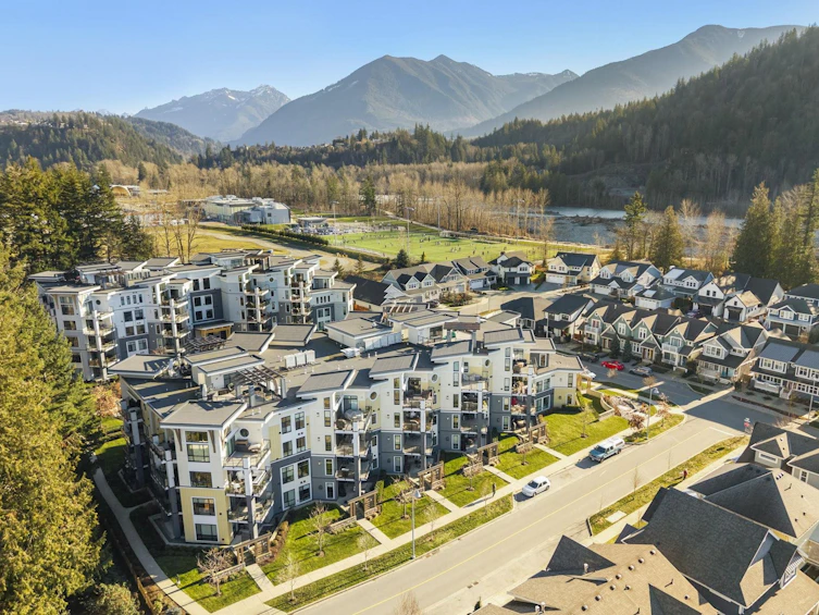 202-5384 Tyee Lane, Chilliwack, BC, V2R 6C8 - 2