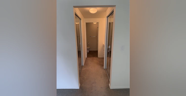 2915 Glen Drive Drive, Coquitlam, BC, V3B 7H8 - 15