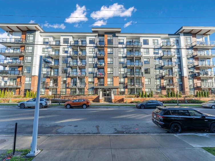 212-5504 Brydon Crescent, Langley, BC, V3A 0R3 - 2
