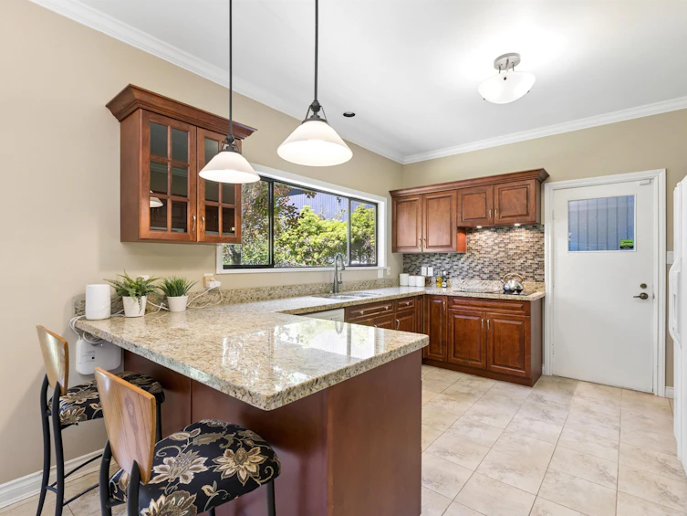 396 Mathers Avenue, West Vancouver, BC, V7S 1H3 - 9