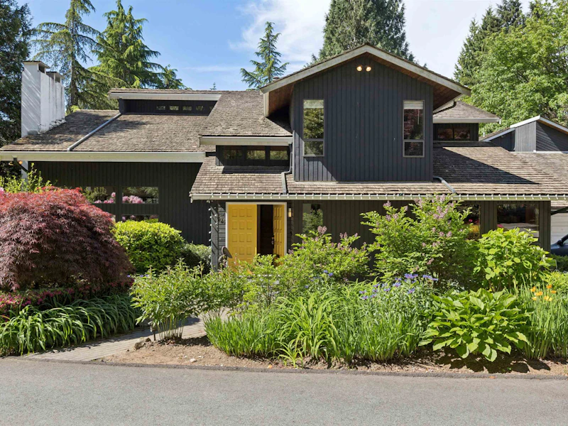 396 Mathers Avenue, West Vancouver BC V7S 1H3