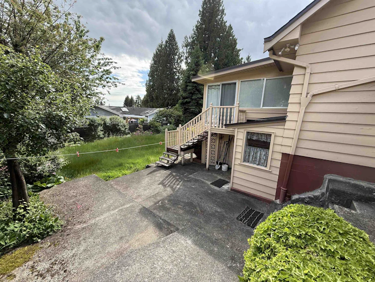 1734 Dansey Avenue, Coquitlam, BC, V3K 3J2 - 3