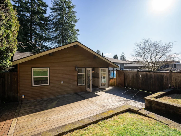3015 Royal Avenue, North Vancouver, BC, V7K 1Y6 - 17