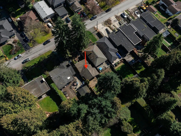 3015 Royal Avenue, North Vancouver, BC, V7K 1Y6 - 32