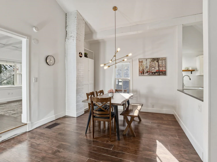 3015 Royal Avenue, North Vancouver, BC, V7K 1Y6 - 8