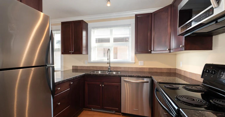 304-152 E 12th Street, North Vancouver, BC, V7L 2J4 - 7