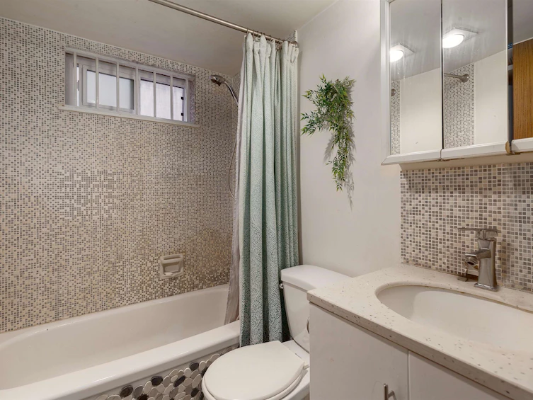 102-2234 Prince Albert Street, Vancouver, BC, V5T 4K9 - 7