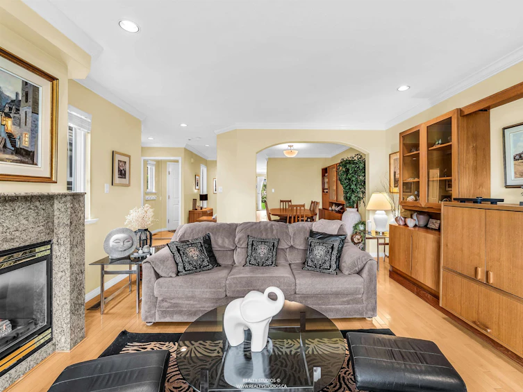 332 E 12th Street, North Vancouver, BC, V7L 2J9 - 7