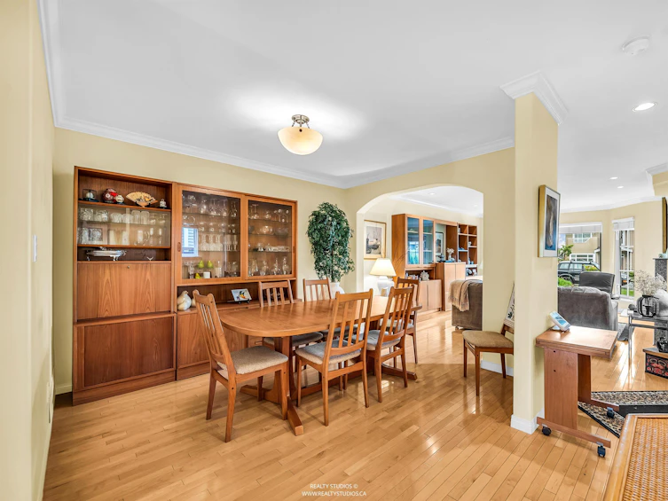 332 E 12th Street, North Vancouver, BC, V7L 2J9 - 11