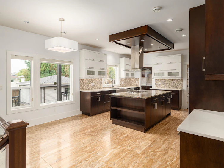 6650 Napier Street, Burnaby, BC, V5B 2C3 - 9