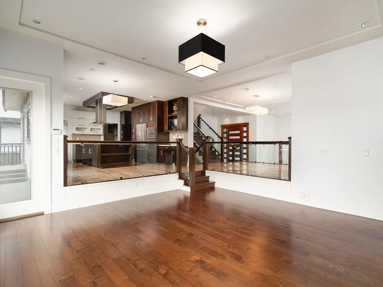 6650 Napier Street, Burnaby, BC, V5B 2C3 - 8