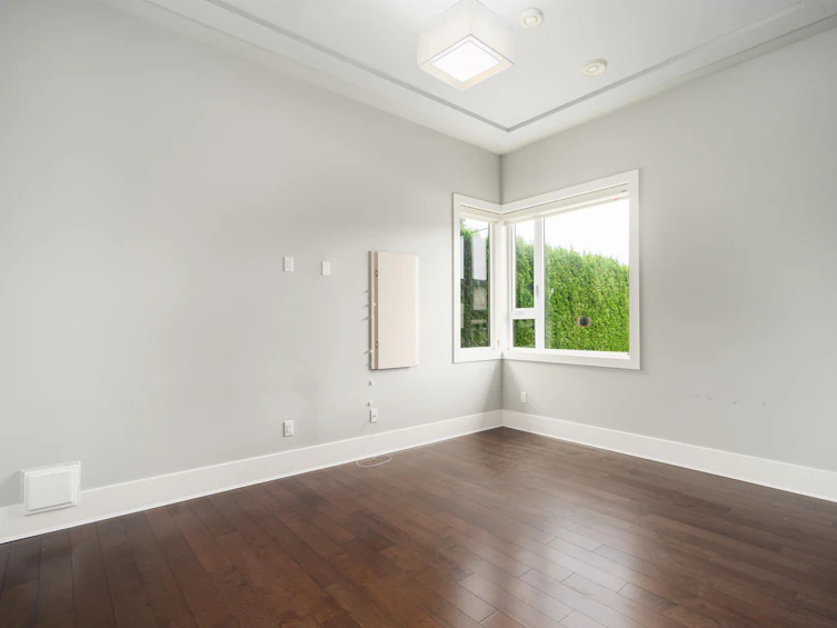 6650 Napier Street, Burnaby, BC, V5B 2C3 - 16