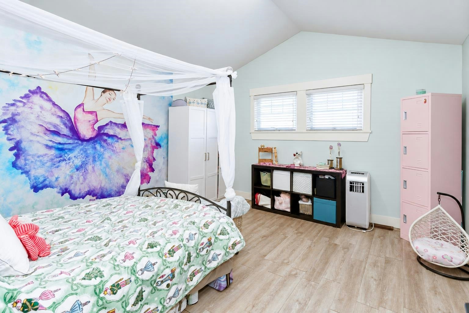 11125 234a Street, Maple Ridge, BC, V2W 0B7 - 11
