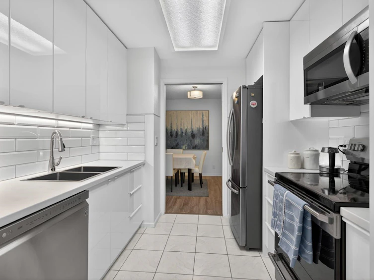 201-2668 Ash Street, Vancouver, BC, V5Z 4K4 - 14