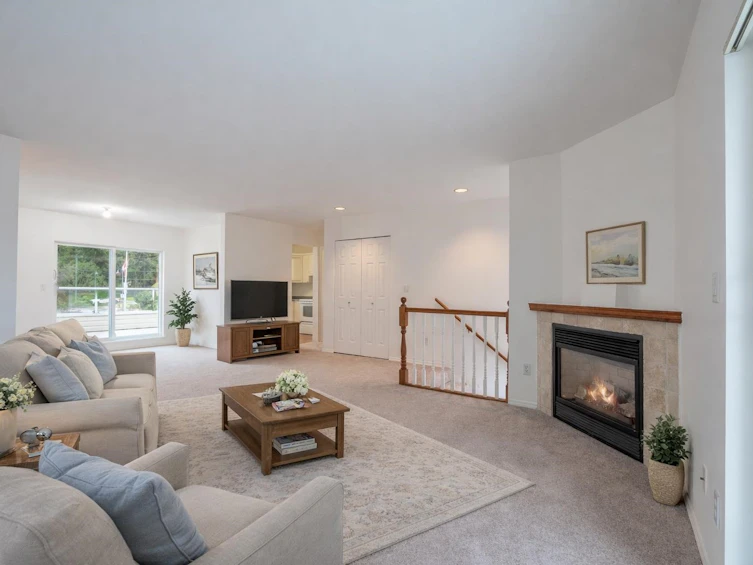 18-5610 Trail Avenue, Sechelt, BC, V7Z 0H8