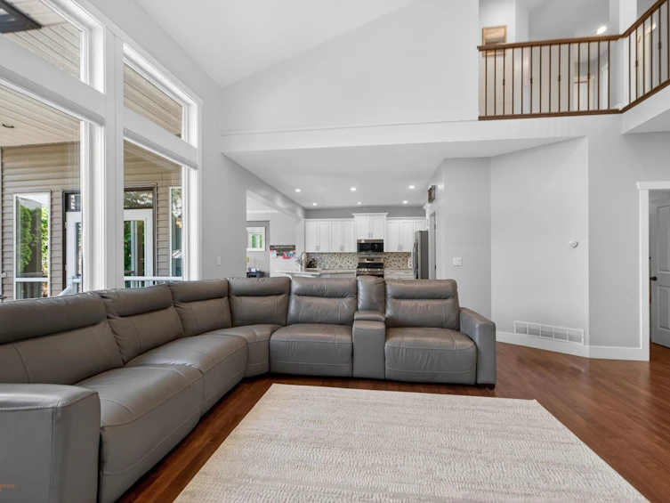 21067 83a Avenue, Langley, BC, V2Y 0B8 - 3