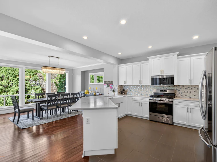 21067 83a Avenue, Langley, BC, V2Y 0B8 - 5