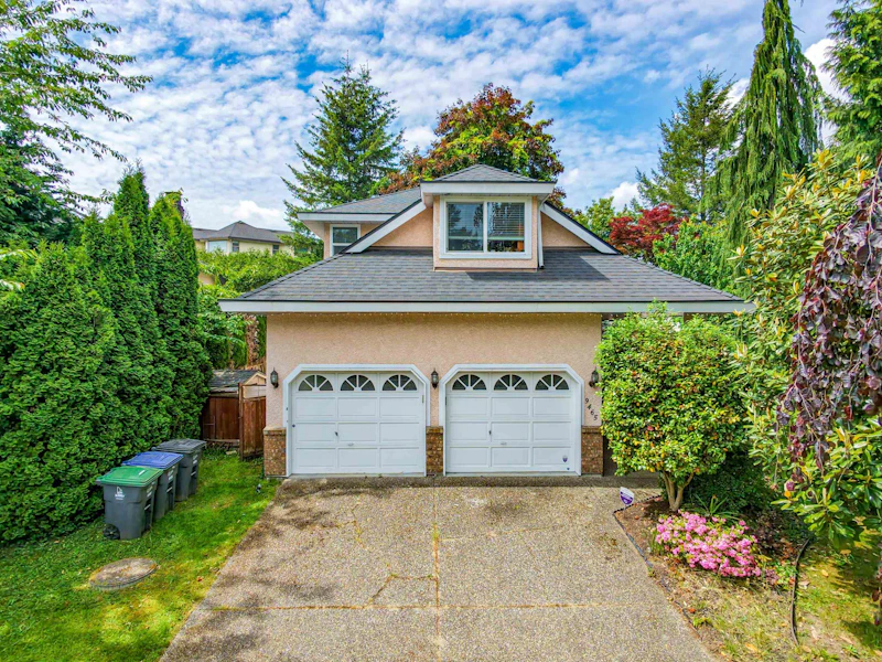 9465 164th Street, Surrey BC V4N 3C8