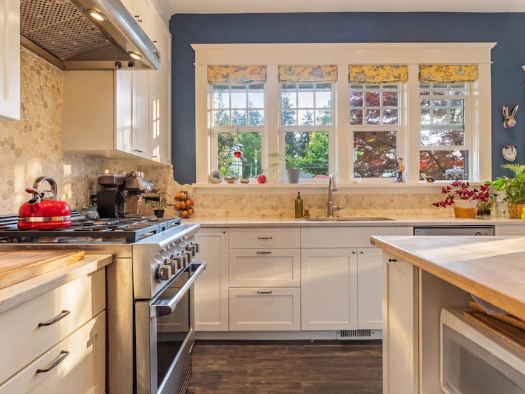 1544 E 13th Avenue, Vancouver, BC, V5N 2B8 - 6