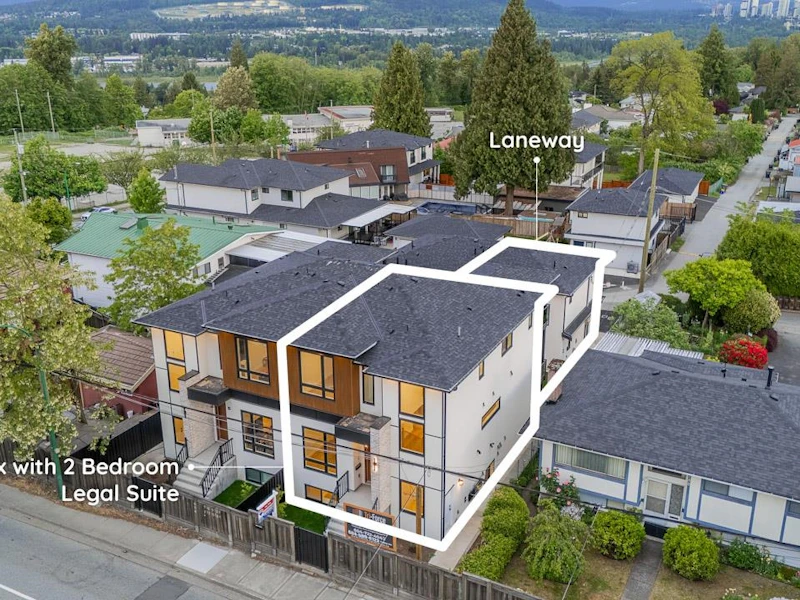6740 Canada Way, Burnaby BC V5E 3R1